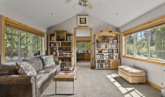 152 NW Champanelle Way, Bend, OR 97703