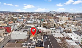 31 COTTAGE St, Bayonne, NJ 07002