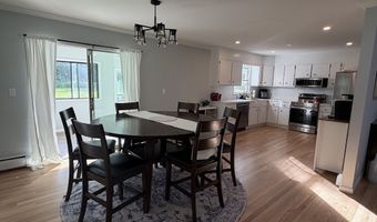 7 Rogers Dr, Danbury, CT 06810