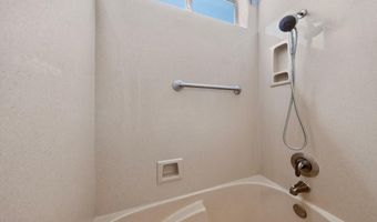 7504 Laster Ave NE, Albuquerque, NM 87109