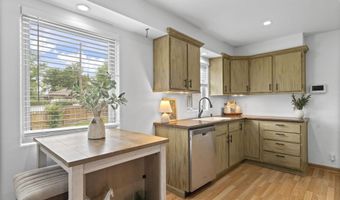 1605 GOSHEN Ave, Cheyenne, WY 82001