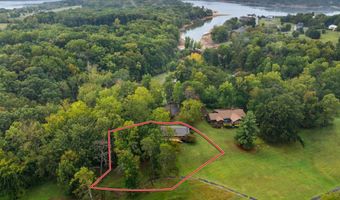 3320 Hazelwood Ct, Baneberry, TN 37890