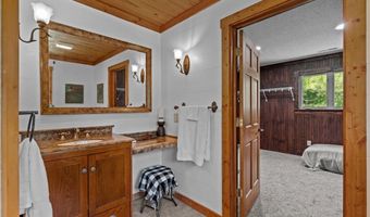 105 Lakewood Dr, Aberdeen, NC 28315