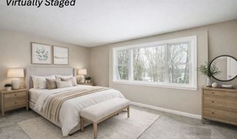 87 Edgewater Dr, Barrington, NH 03825