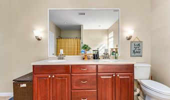 176 Jule St, Apalachicola, FL 32320