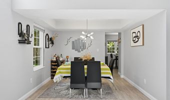 275 Inland Cir, Avon, IN 46123