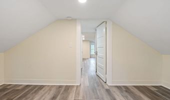 305 McCormack Rd, Albany, NY 12208