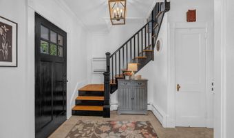 143 Maple St, Bangor, ME 04401