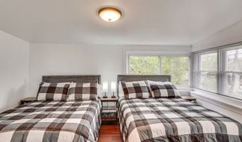 86 Pine Brook Rd, Bayonne, NJ 07035