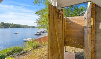 35 Greenwood Rd, Amherst, NH 03031