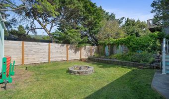 25915 BEACH Dr, Rockaway Beach, OR 97136