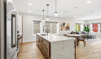 615 IRVING St NW 2, Washington, DC 20010