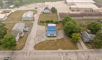 1916 S Wayne St, Auburn, IN 46706