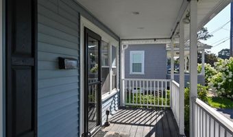 122 Leigh St, Warwick, RI 02889