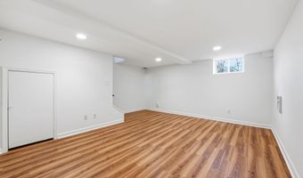 1130 COLONIAL Ave, Alexandria, VA 22314