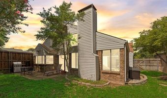 14826 Le Grande Dr, Addison, TX 75001