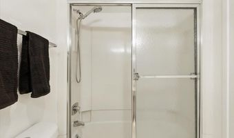 205 YOAKUM Pkwy 721, Alexandria, VA 22304