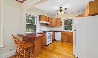 154 Armington St, Cranston, RI 02905
