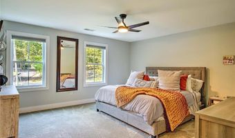 296 Twin Brook Ln, Coventry, RI 02816