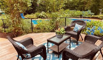 643 Middle Rd, East Greenwich, RI 02818