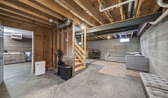 5293 Duvall Rd, Ashville, OH 43103