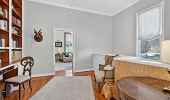 5548 Chestnut St, Augusta, MO 63332