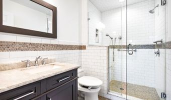 23 Bristol Ct 23, Bayonne, NJ 07035