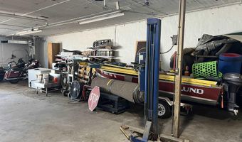 920-924 Parriott St, Aplington, IA 50604
