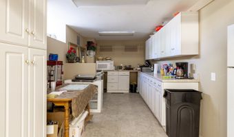 523 West St, Bristol, CT 06010