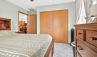 2403 W AMERICAN Dr, Neenah, WI 54956