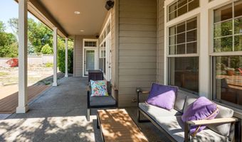403 Briscoe Pl, Ashland, OR 97520