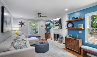 813 Lakeshore Dr, Berkeley Lake, GA 30096