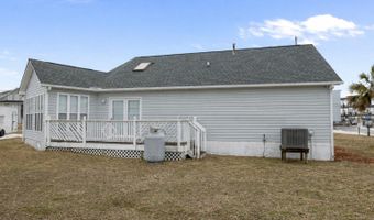 203 Old Causeway Rd, Atlantic Beach, NC 28512