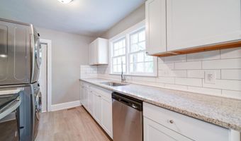 4121 Atmore St, Charlotte, NC 28205
