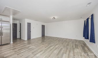 611 Fernwood Dr, Albemarle, NC 28001