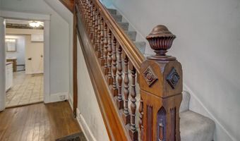 3302 College Ave, Alton, IL 62002