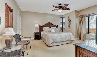136 Juniper Ave, Carlsbad, CA 92008