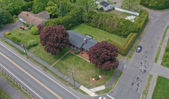 629 River Rd, Agawam, MA 01001