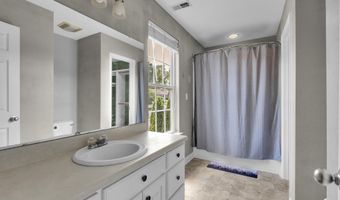 693 Cotton Branch Dr, Boiling Springs, SC 29316