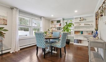 7 Rocky Ledge Dr, Clinton, CT 06413