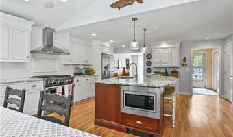 105 Watch Hl, East Greenwich, RI 02818