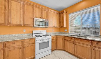 977 SPARKLING LIGHT St, Henderson, NV 89052