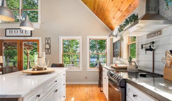 128 Vine St, Coventry, RI 02816