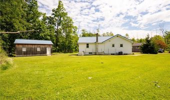 9578 Maplewood St, Angola, NY 14006