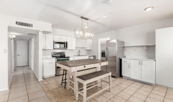 1985 S Plaza Dr, Apache Junction, AZ 85120