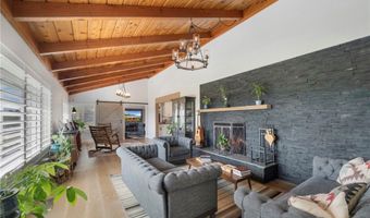 1864 Laurel Rd, Oceanside, CA 92054
