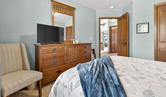 1936 N REXFORD St, Appleton, WI 54914