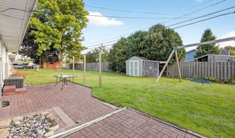1025 W ROBERTS Ave, Appleton, WI 54914