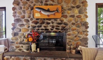 60 Abena Shr, Belgrade, ME 04917