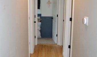 20 E Zeller St, North Liberty, IA 52317